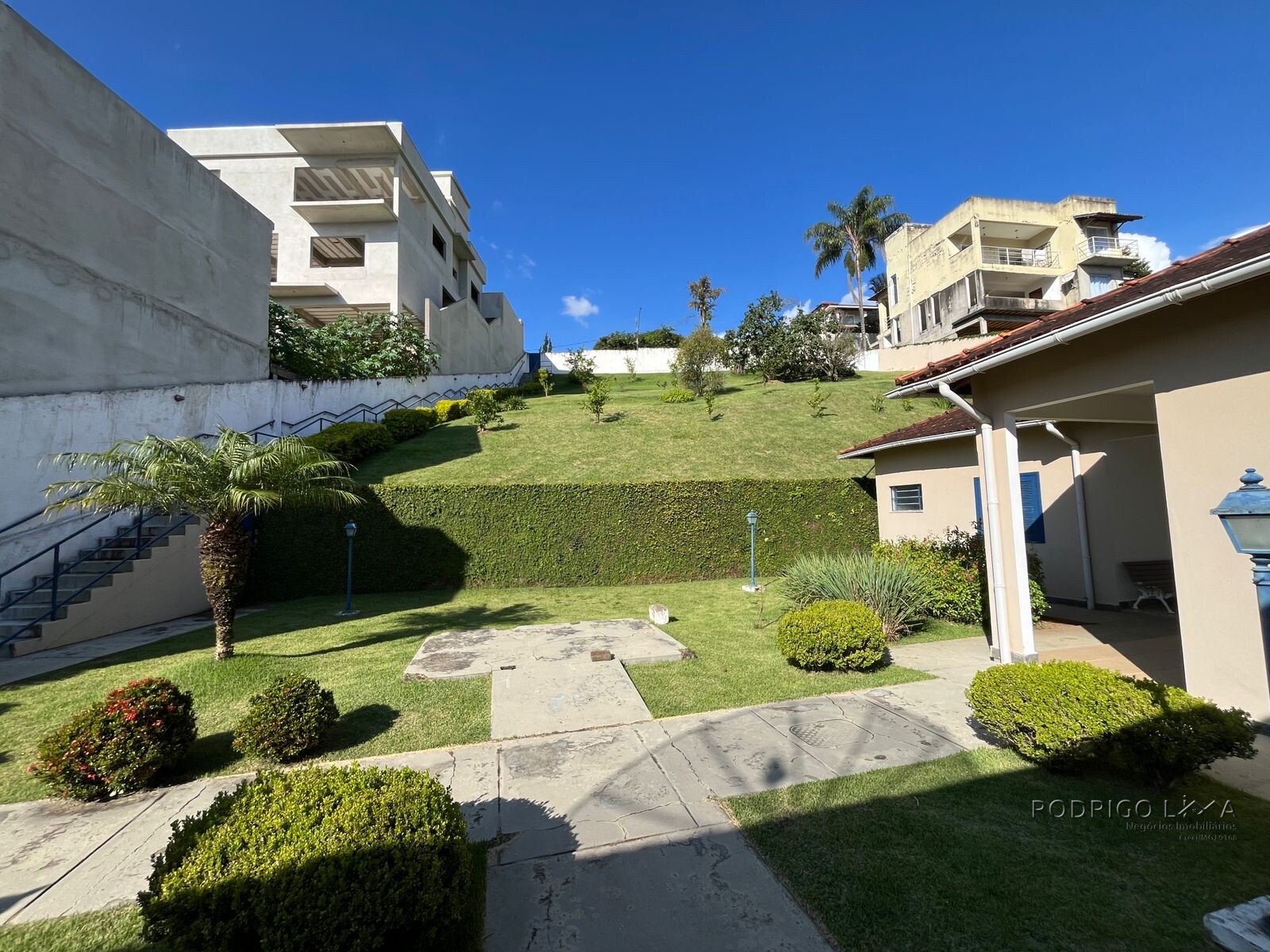 Casa para venda em bairro de alto padrão em São Lourenço MG