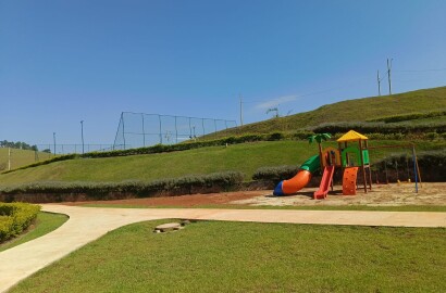 Lote para venda apenas à 5 minutos do centro de São Lourenço