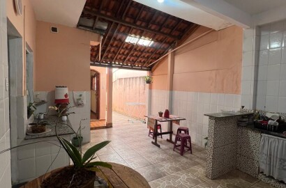 Casa à venda em São Lourenço MG
