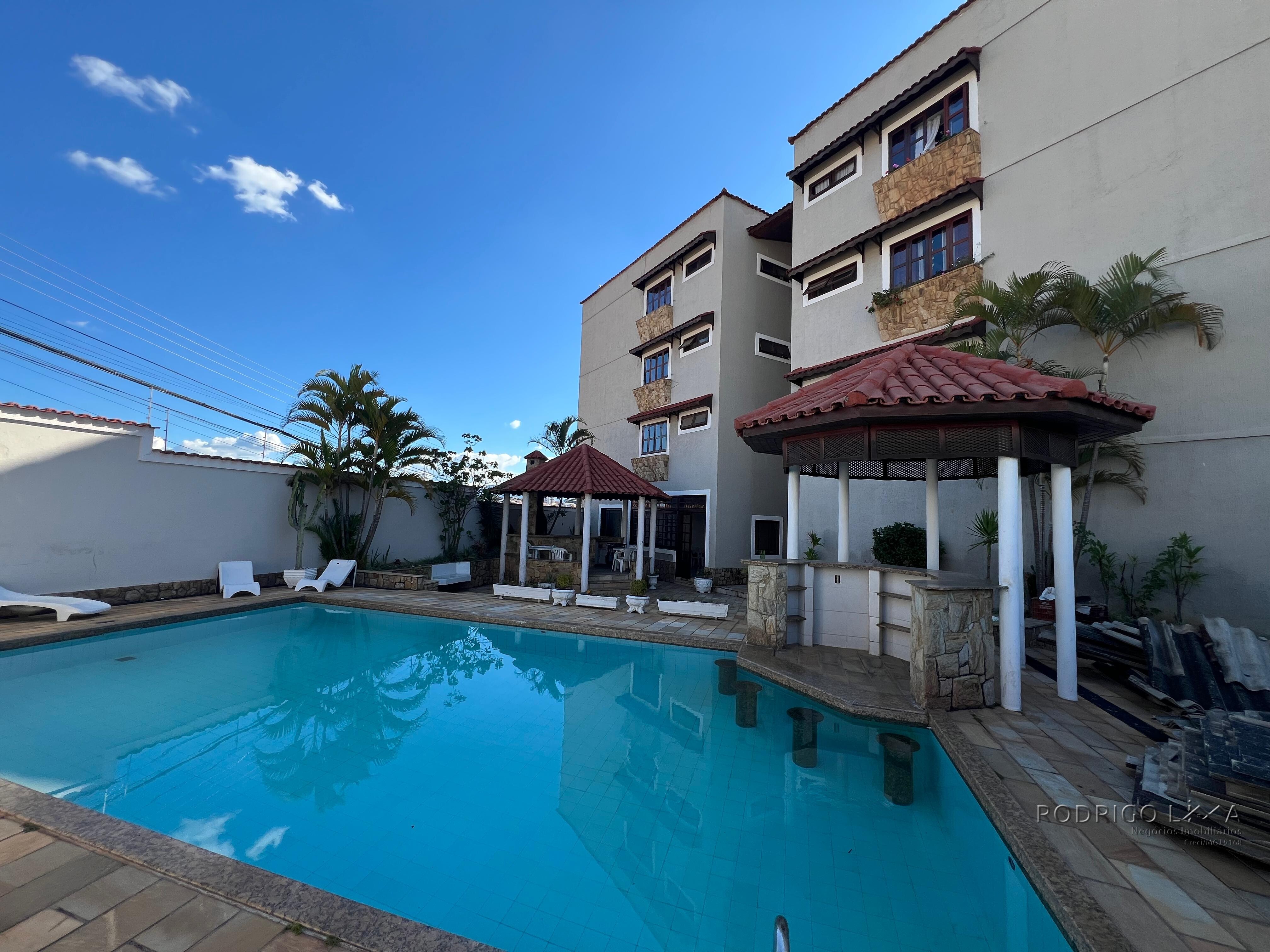 Apartamento de alto padrão para venda em São Lourenço