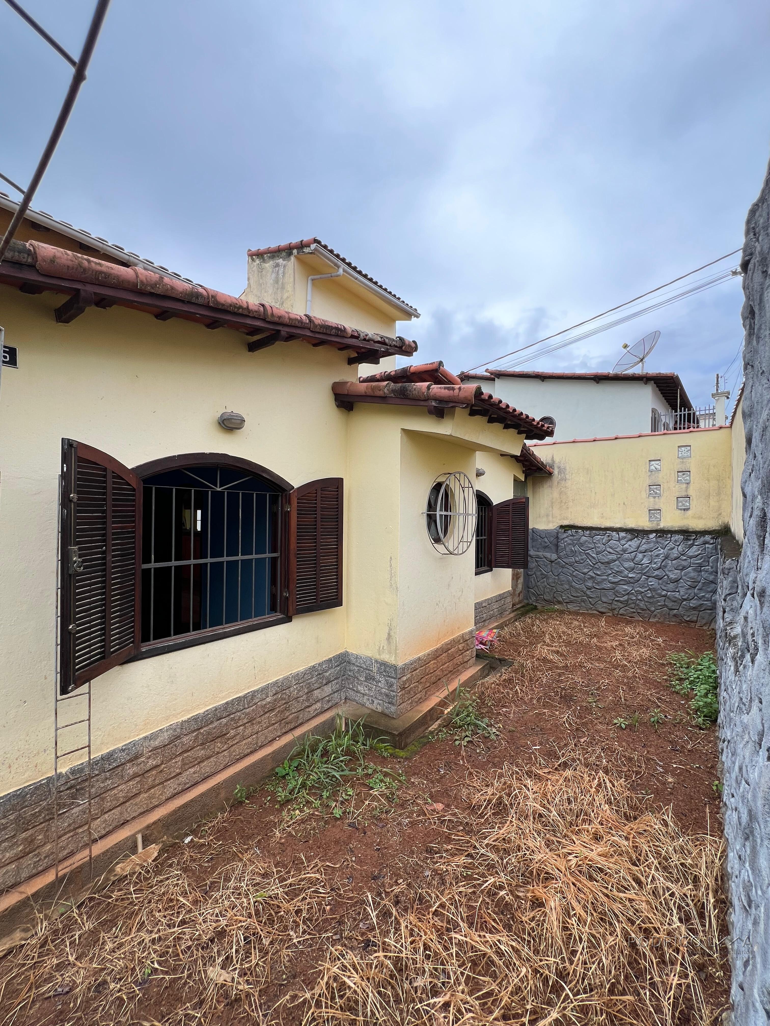 Casa para venda em São Lourenço MG