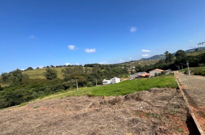 Lote plano para venda em São Lourenço MG
