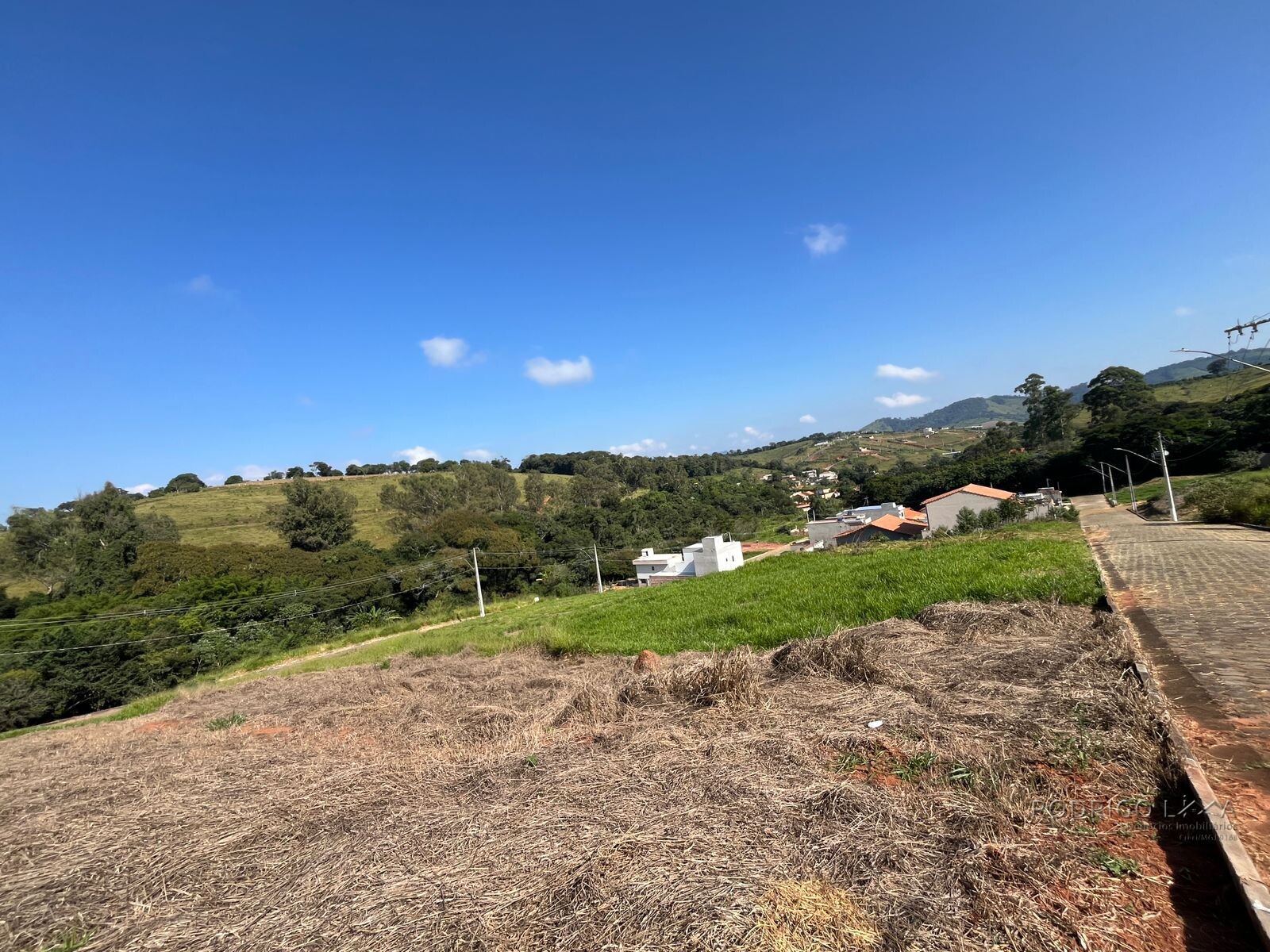 Lote plano para venda em São Lourenço MG