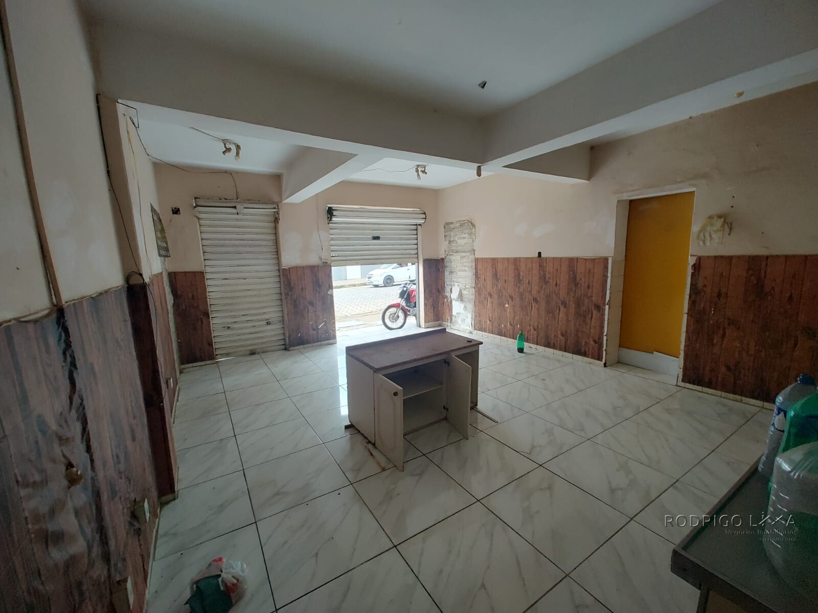 Casa com ponto comercial para venda em São Lourenço MG