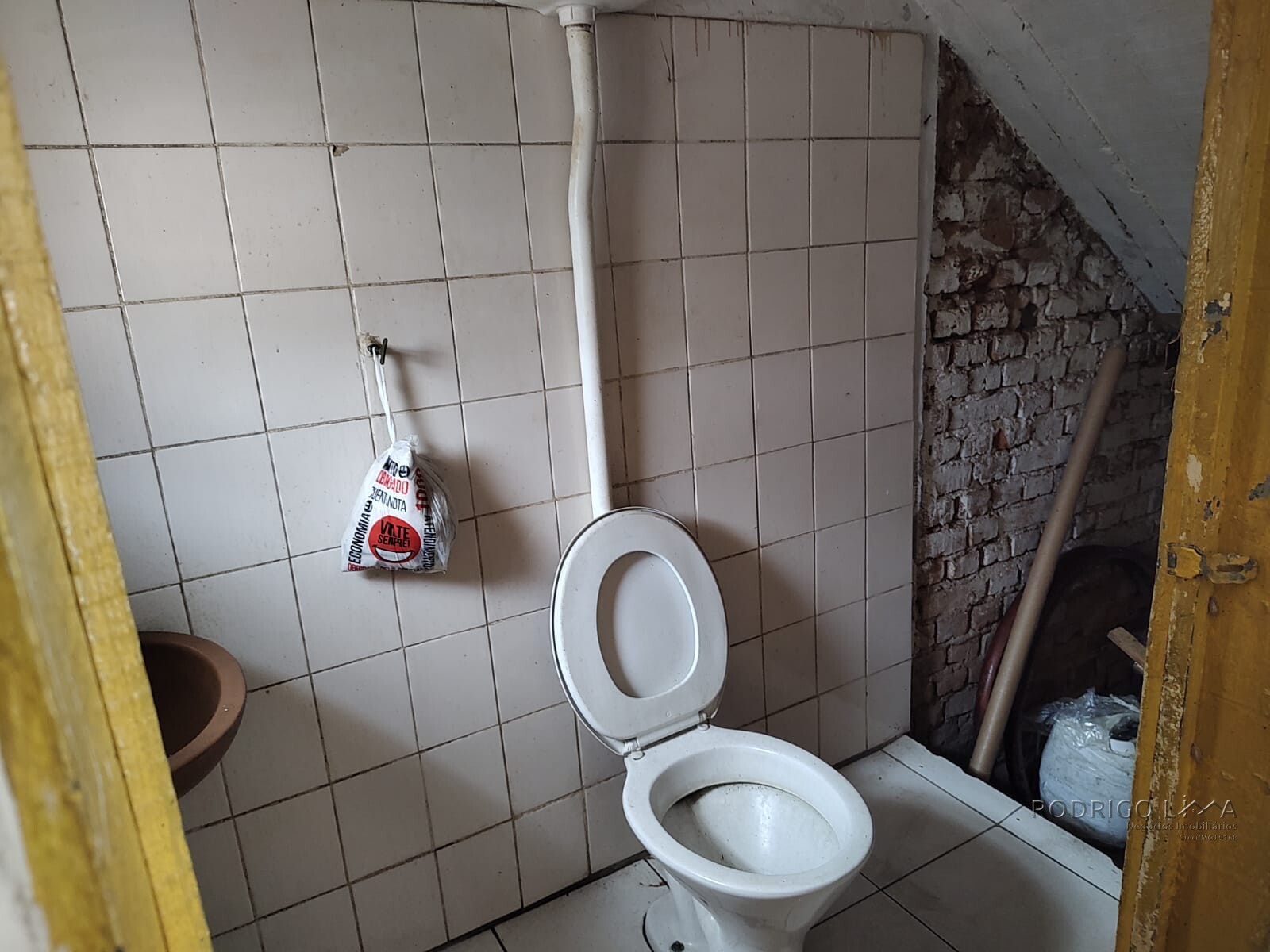 Casa com ponto comercial para venda em São Lourenço MG