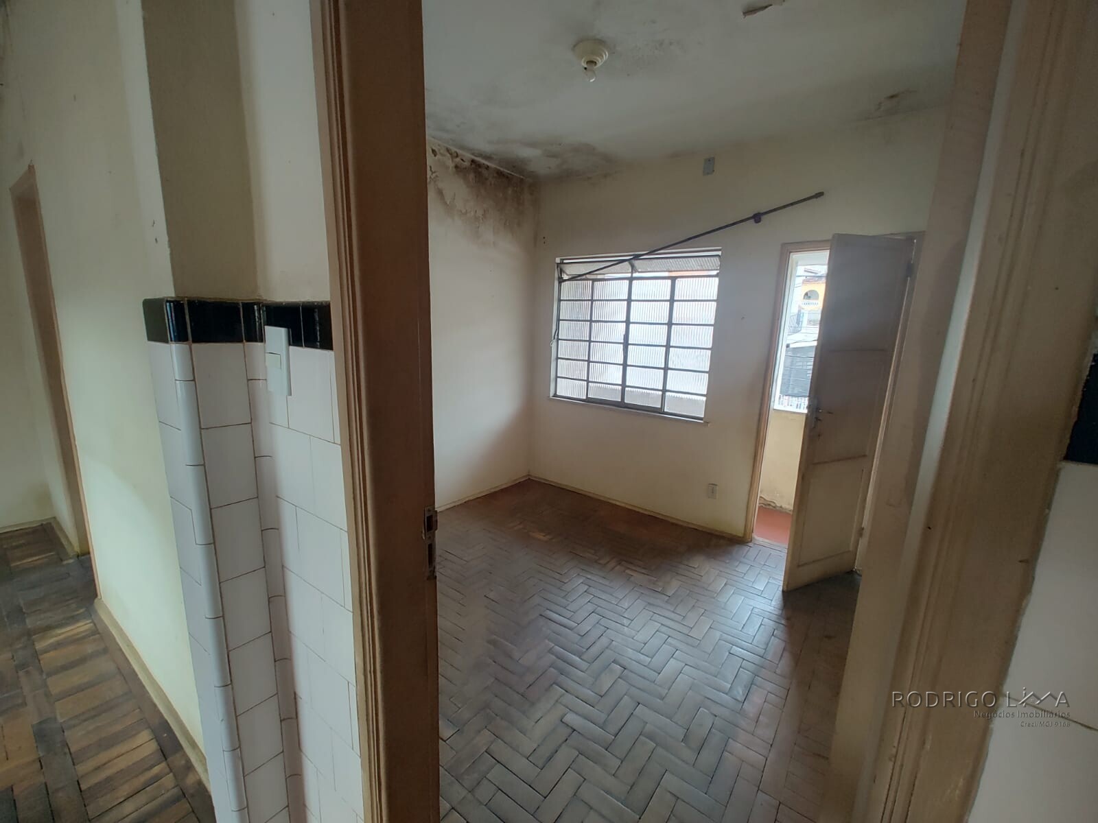 Casa com ponto comercial para venda em São Lourenço MG