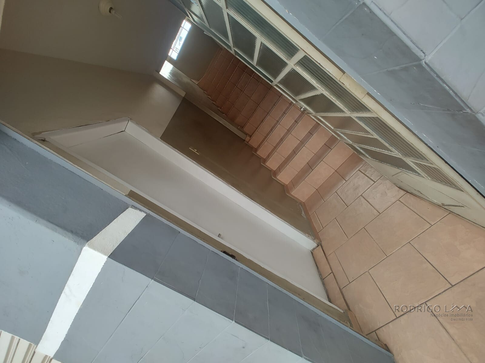 Casa com ponto comercial para venda em São Lourenço MG