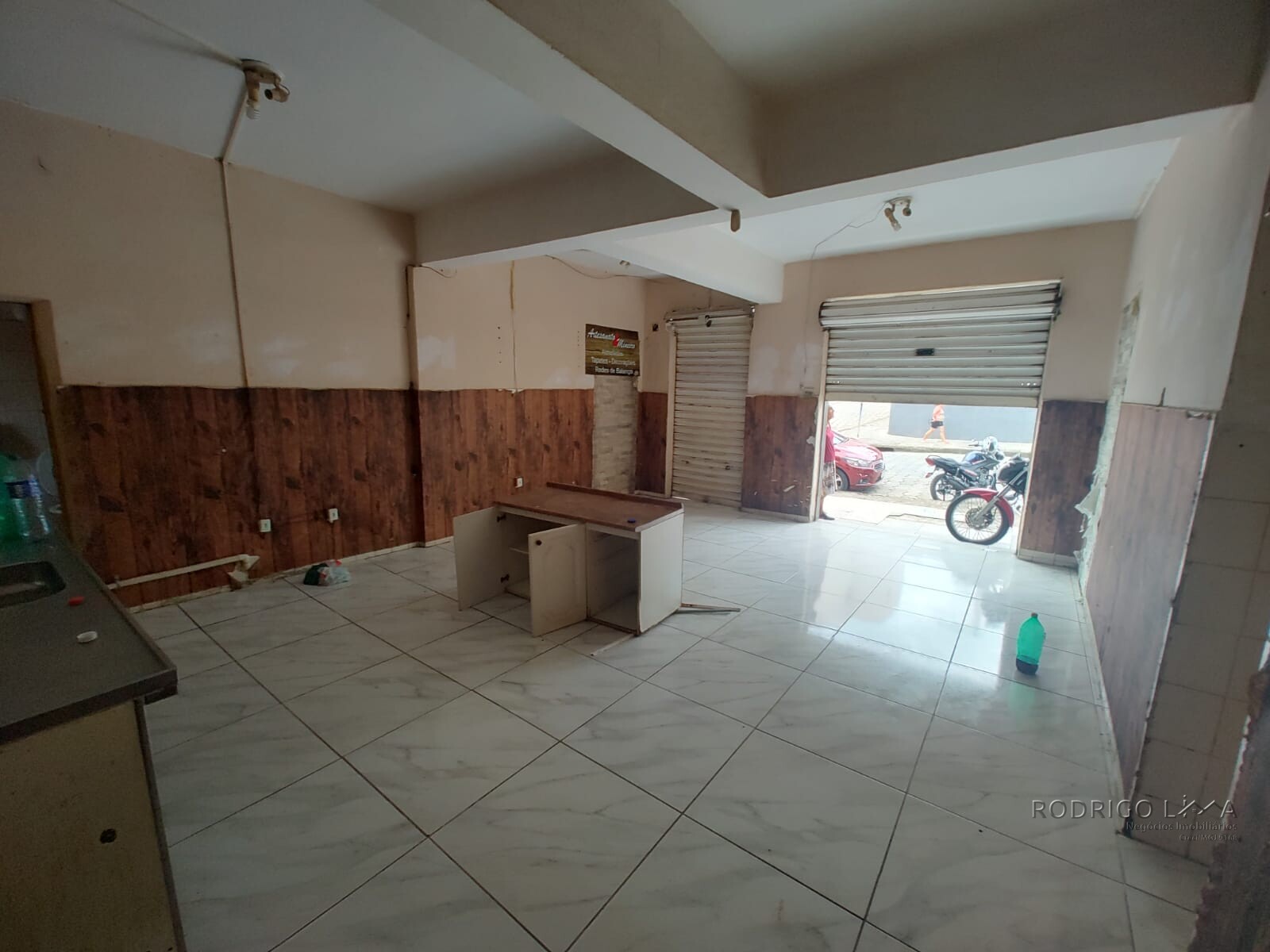 Casa com ponto comercial para venda em São Lourenço MG