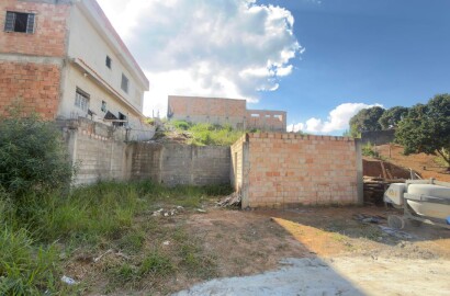 Lote á venda em bairro com alto potencial de valorização