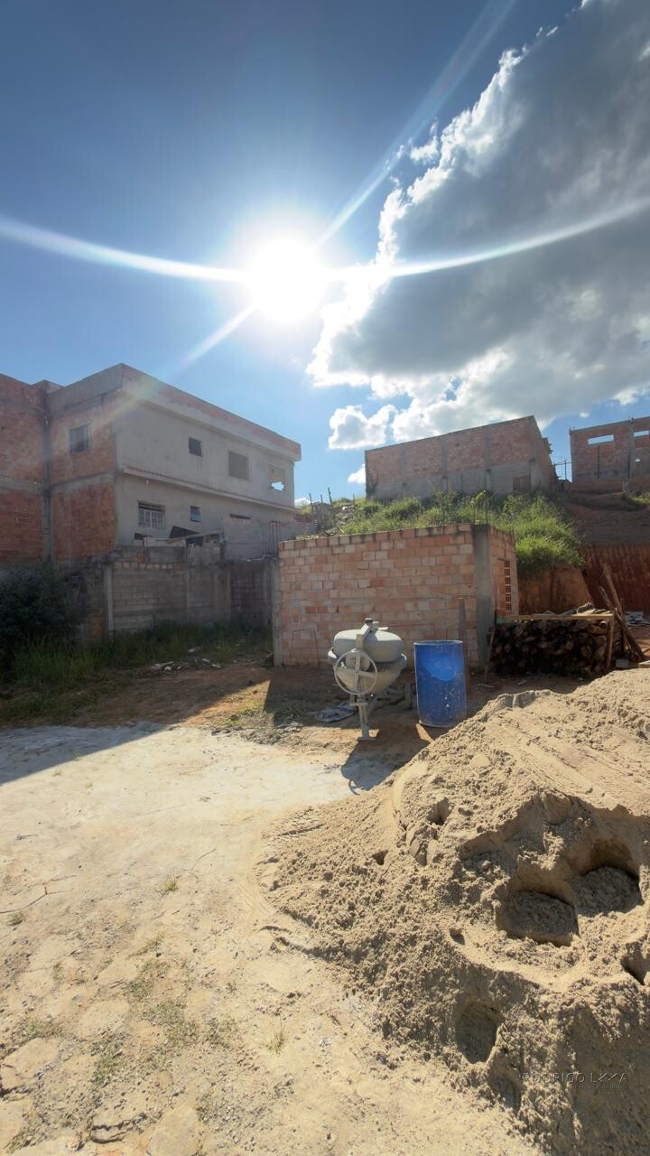 Lote á venda em bairro com alto potencial de valorização
