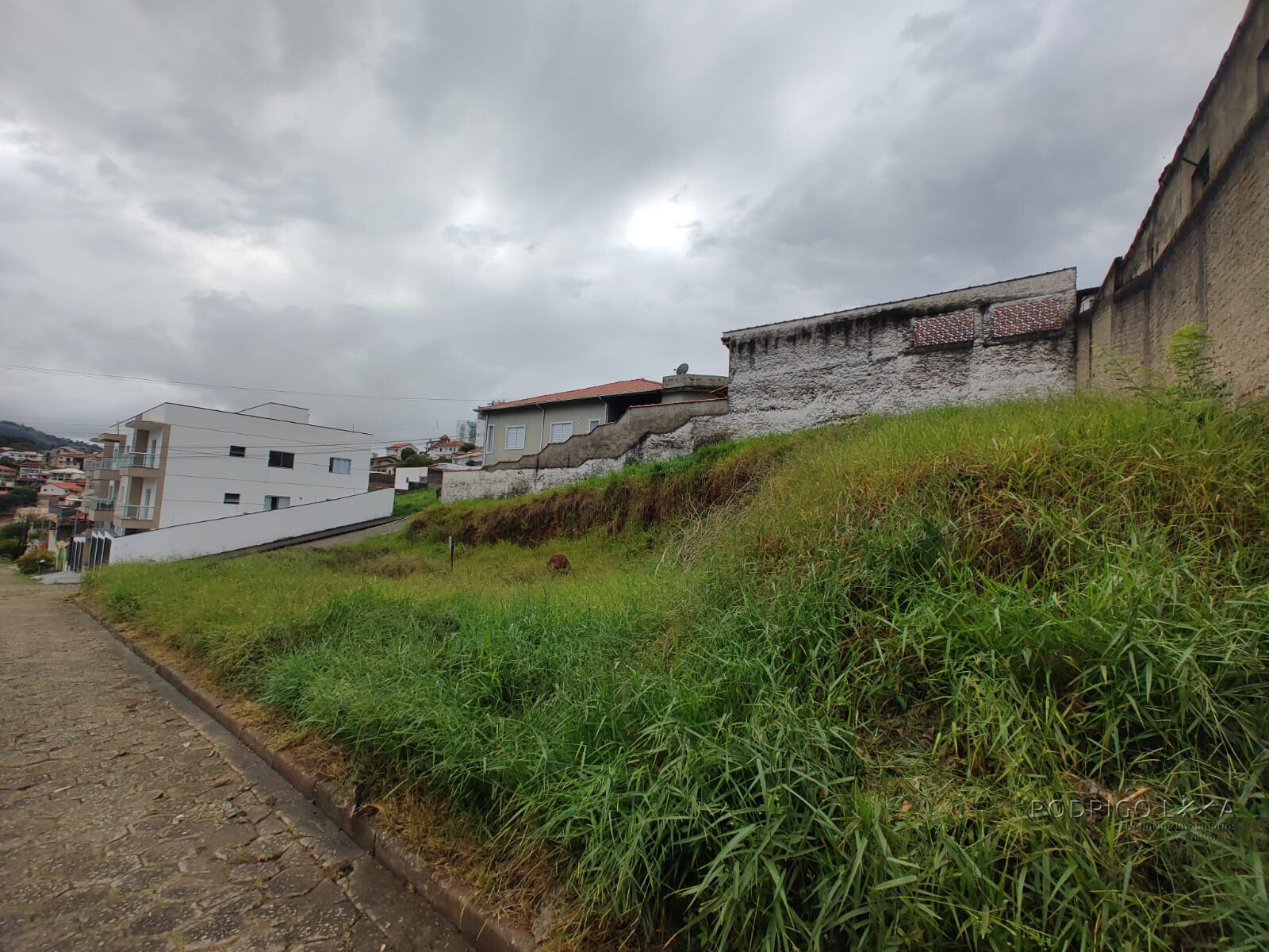 Excelente lote á venda em São Lourenço Mg