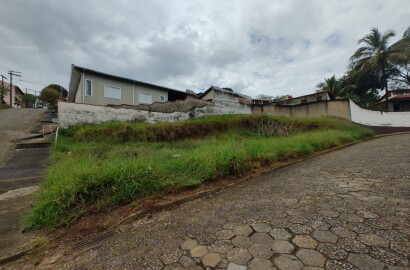 Excelente lote á venda em São Lourenço Mg