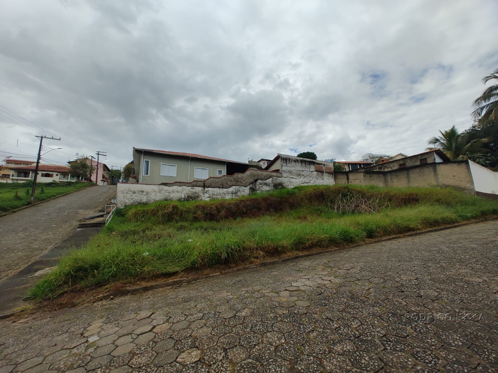 Excelente lote á venda em São Lourenço Mg