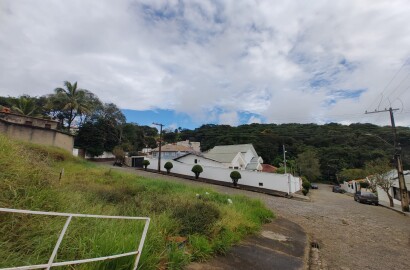 Excelente lote á venda em São Lourenço Mg
