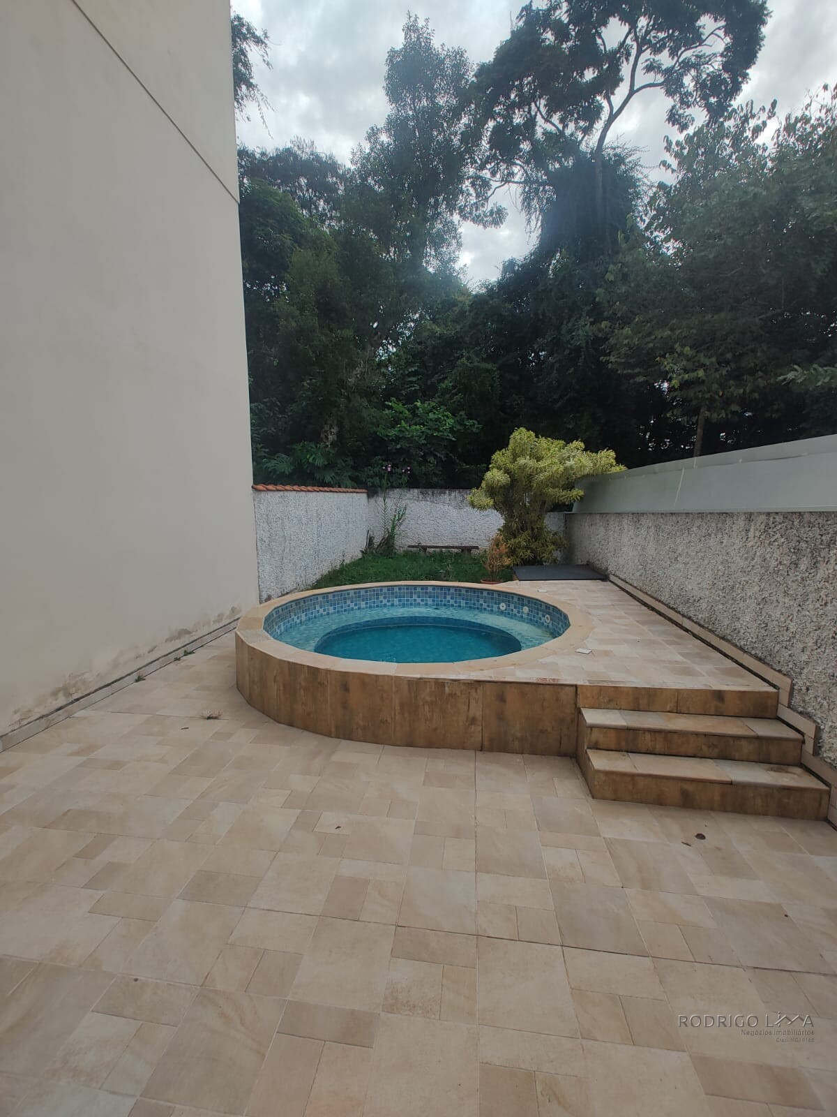 Lindo apartamento á venda em São Lourenço Mg