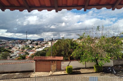 Casa para venda em São Lourenço MG