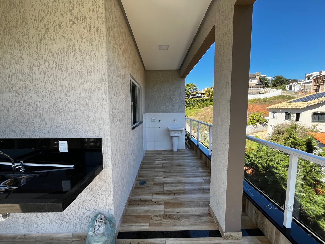 Linda cobertura para venda em bairro nobre de São Lourenço MG