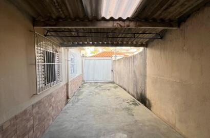 Casa térrea á venda – próximo ao centro de São Lourenço - MG