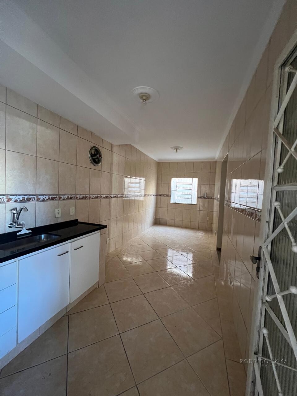 Casa térrea á venda – próximo ao centro de São Lourenço - MG