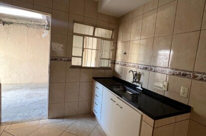 Casa térrea á venda – próximo ao centro de São Lourenço - MG