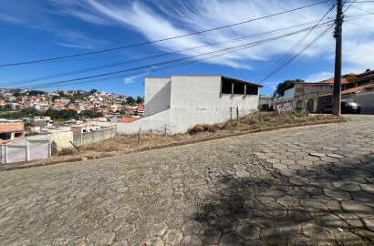 Lote de esquina para venda em São Lourenço MG