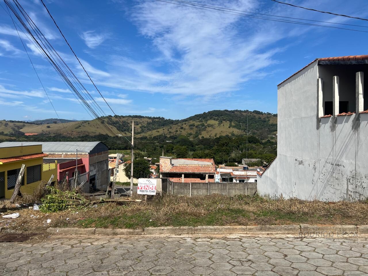 Lote de esquina para venda em São Lourenço MG