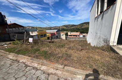 Lote de esquina para venda em São Lourenço MG