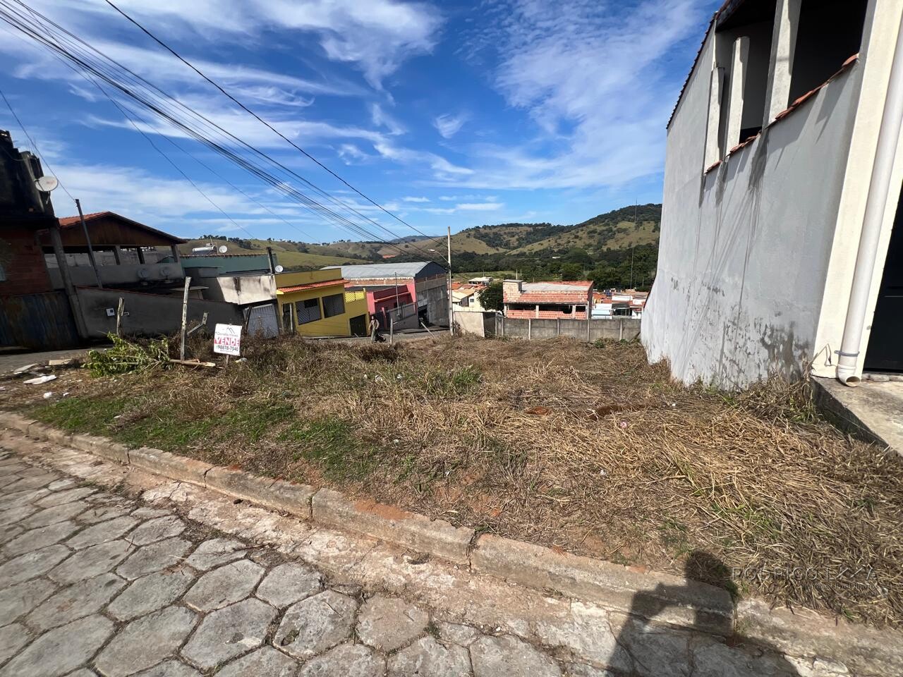 Lote de esquina para venda em São Lourenço MG