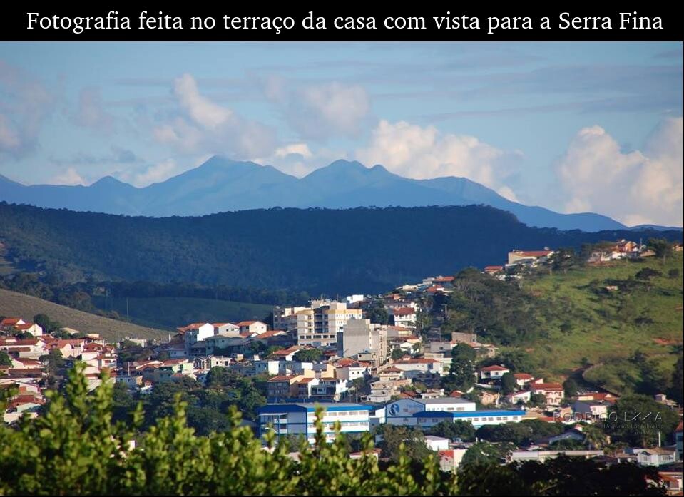 Casa estilo chalé para venda em São Lourenço MG