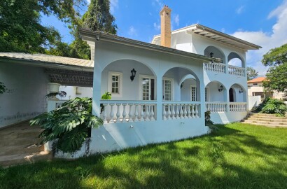 Casa alto padrão para venda em São Lourenço MG