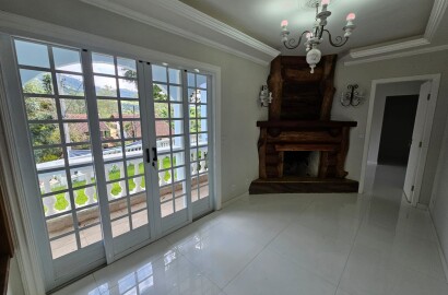 Casa alto padrão para venda em São Lourenço MG