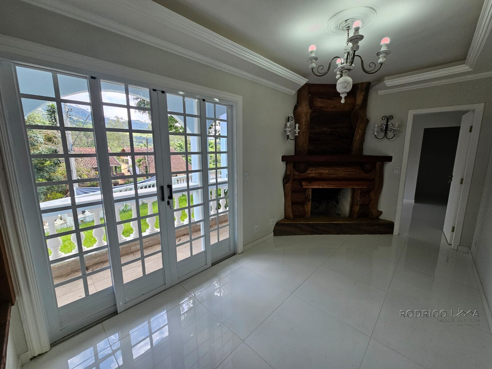 Casa alto padrão para venda em São Lourenço MG