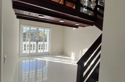 Casa alto padrão para venda em São Lourenço MG