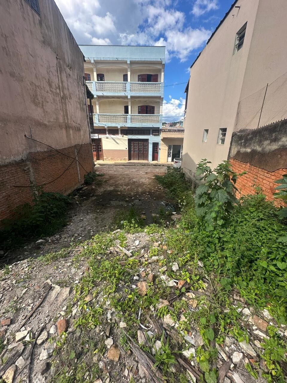 Lote para venda em São Thomè das Letras MG