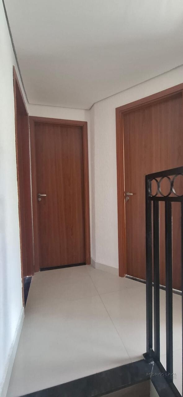 Casa á venda em bairro nobre se São Lourenço