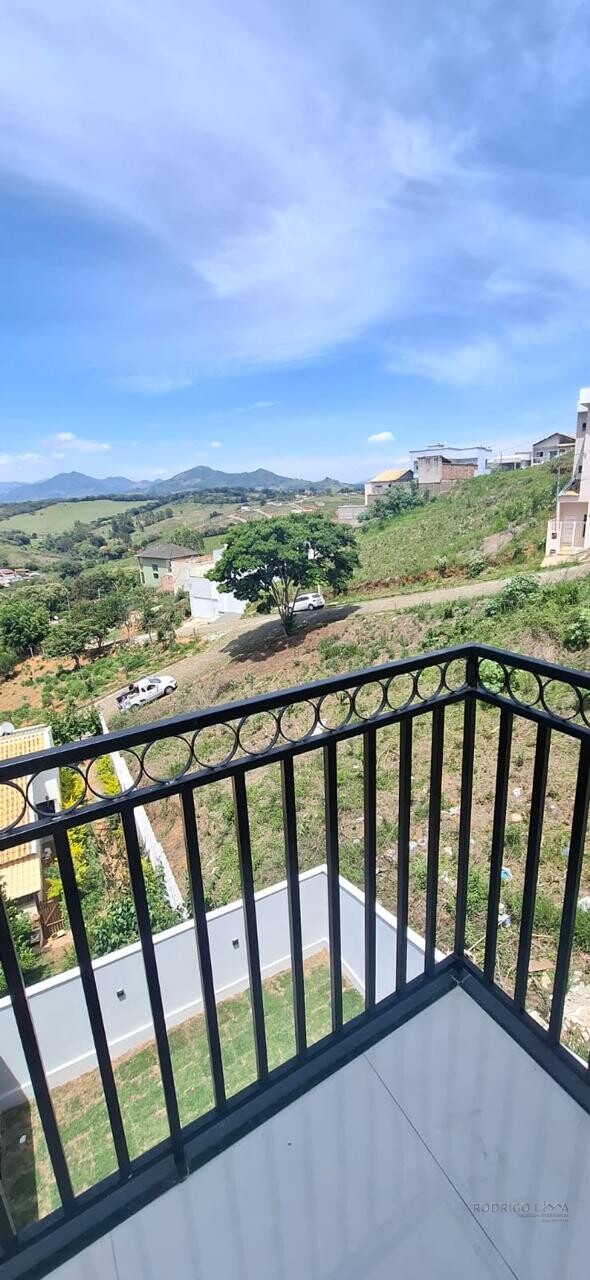 Casa á venda em bairro nobre se São Lourenço