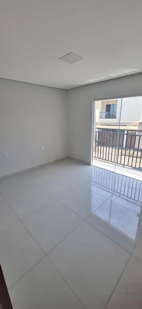Casa á venda em bairro nobre se São Lourenço