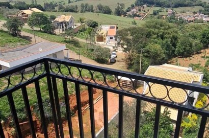 Casa á venda em bairro nobre se São Lourenço