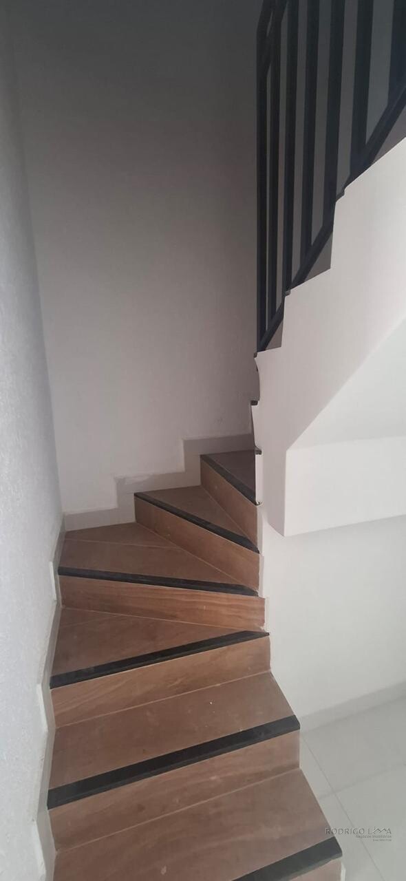 Casa á venda em bairro nobre se São Lourenço