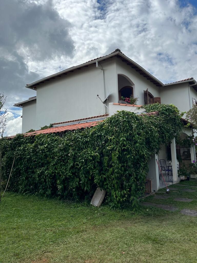 Casa para venda em São Lourenço MG