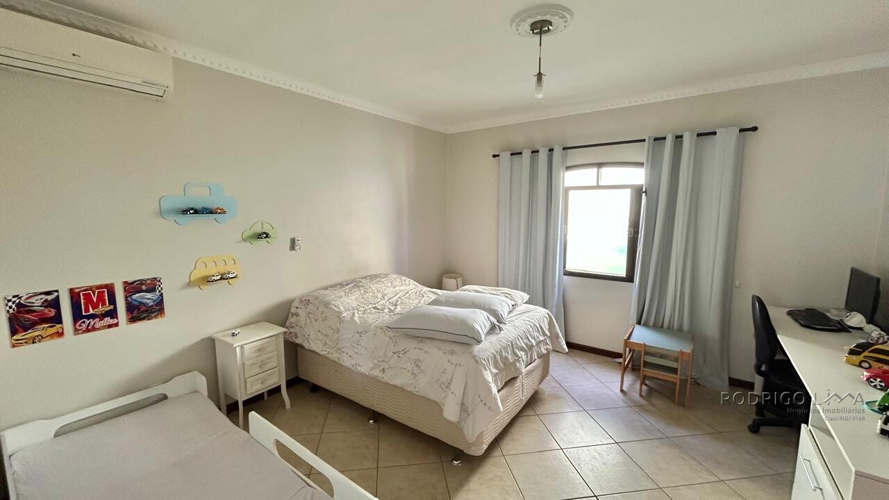 Casa de alto padão para venda em São Lourenço