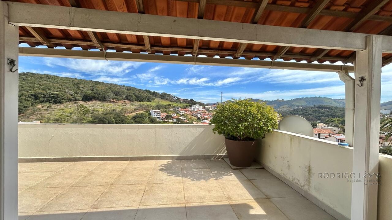 Casa de alto padão para venda em São Lourenço