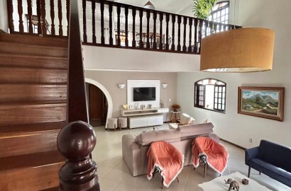 Casa de alto padão para venda em São Lourenço