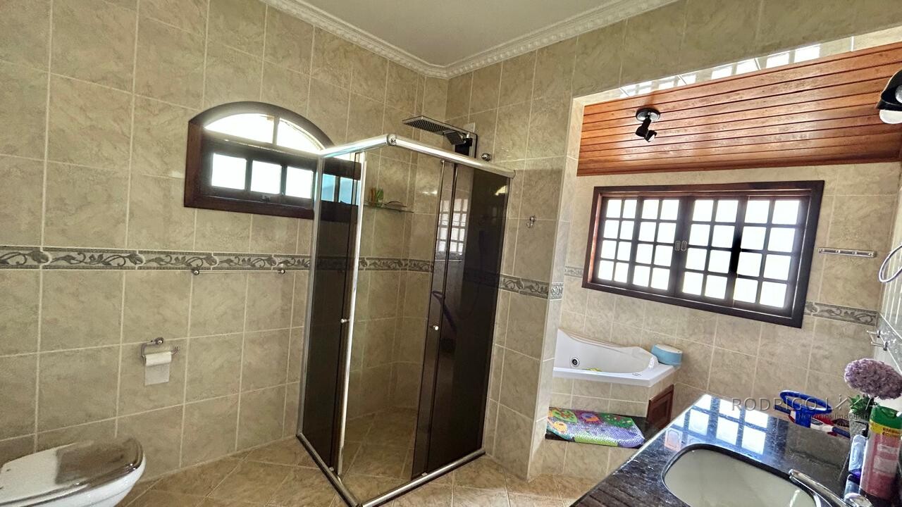 Casa de alto padão para venda em São Lourenço