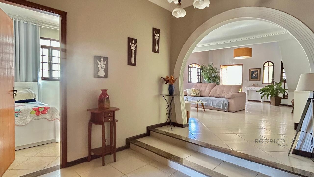 Casa de alto padão para venda em São Lourenço