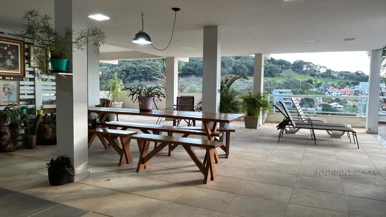 Casa de alto padão para venda em São Lourenço