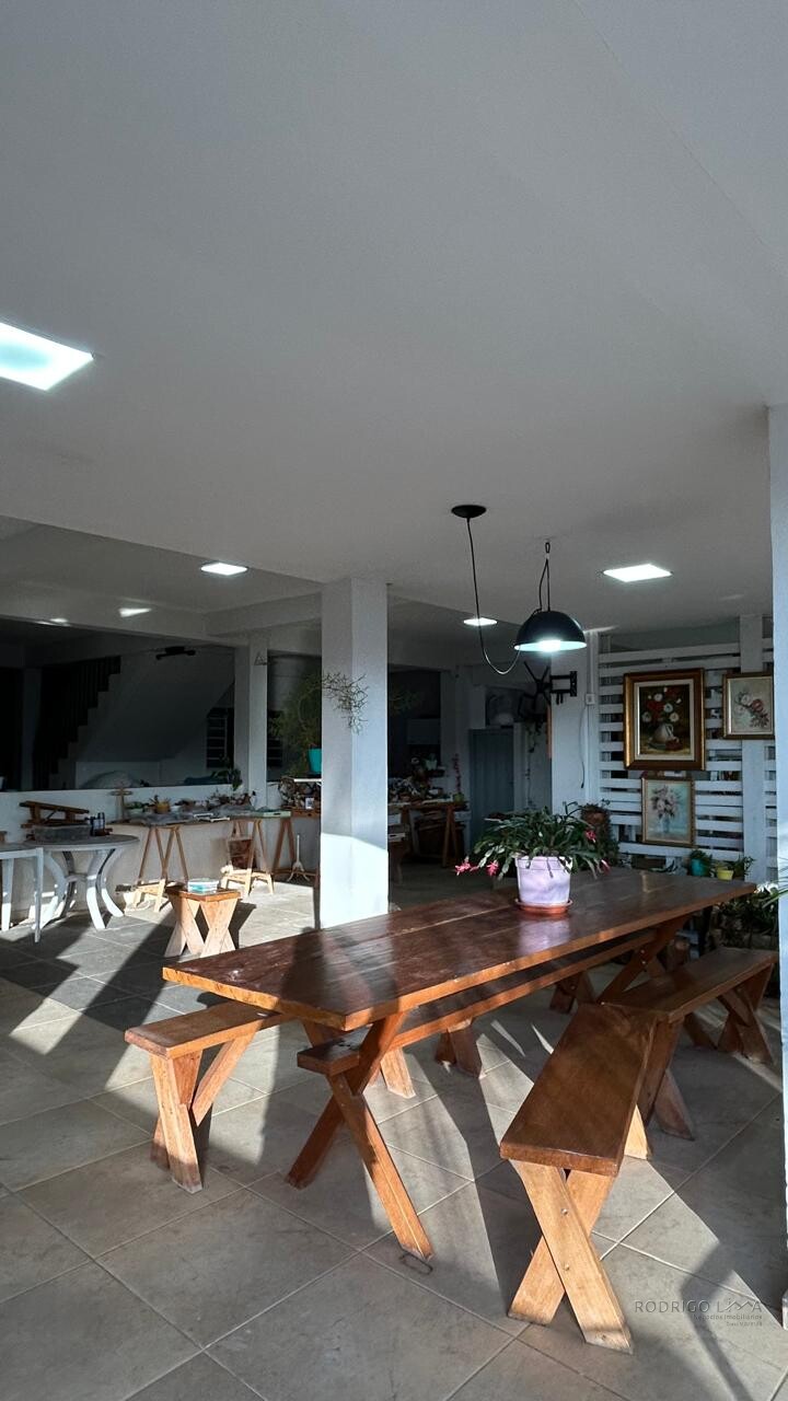 Casa de alto padão para venda em São Lourenço