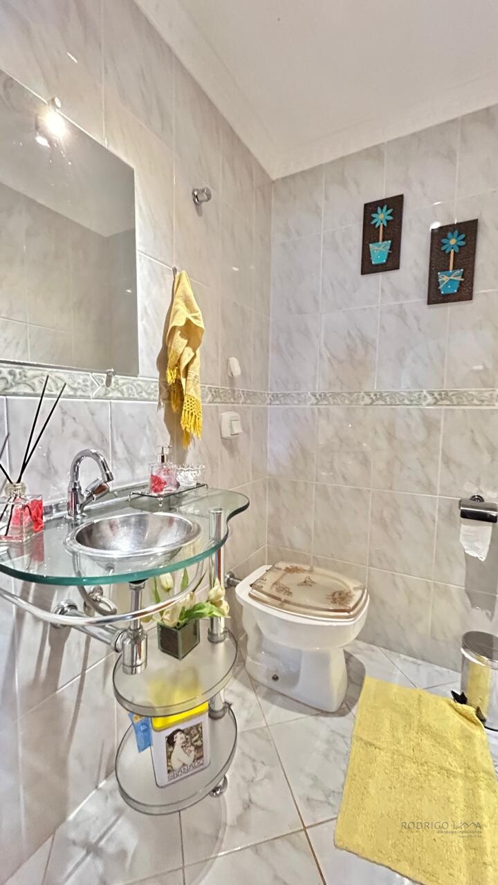 Casa de alto padão para venda em São Lourenço