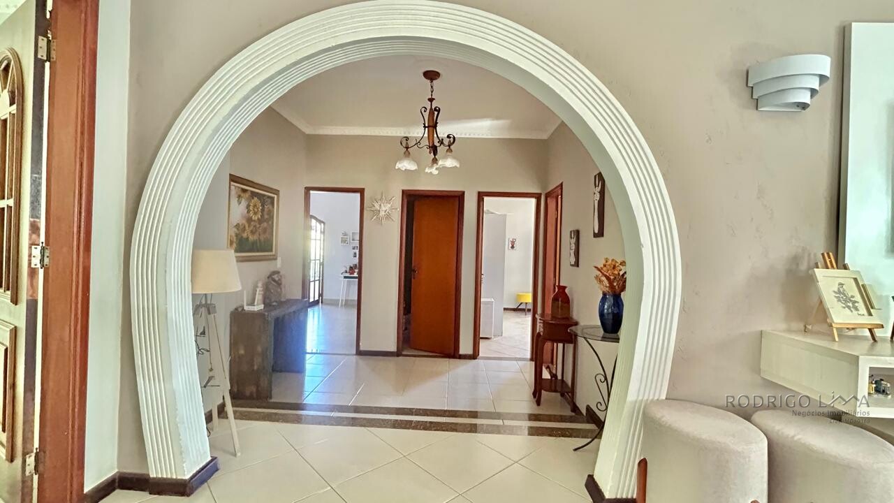Casa de alto padão para venda em São Lourenço