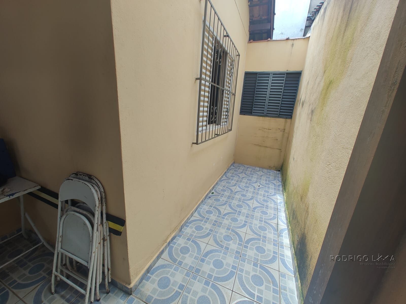 Casa de esquina para venda em São Lourenço MG